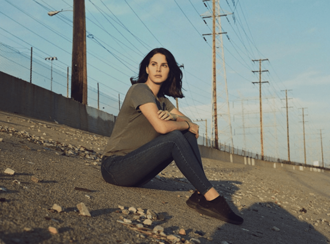 Lana Del Rey Looking for America